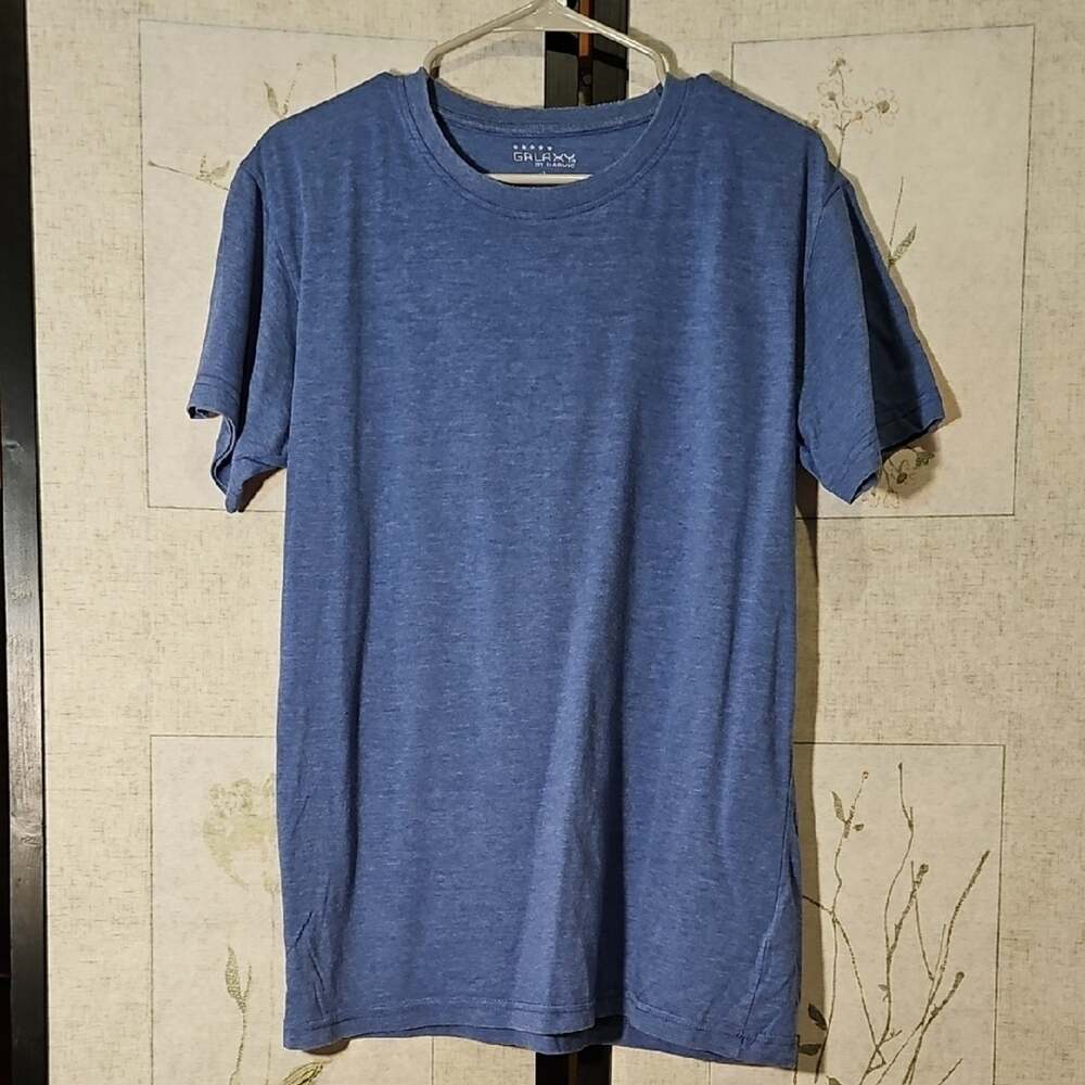 Galaxy By Harvic Blue Short Sleeve Tee Classic Crew Neck